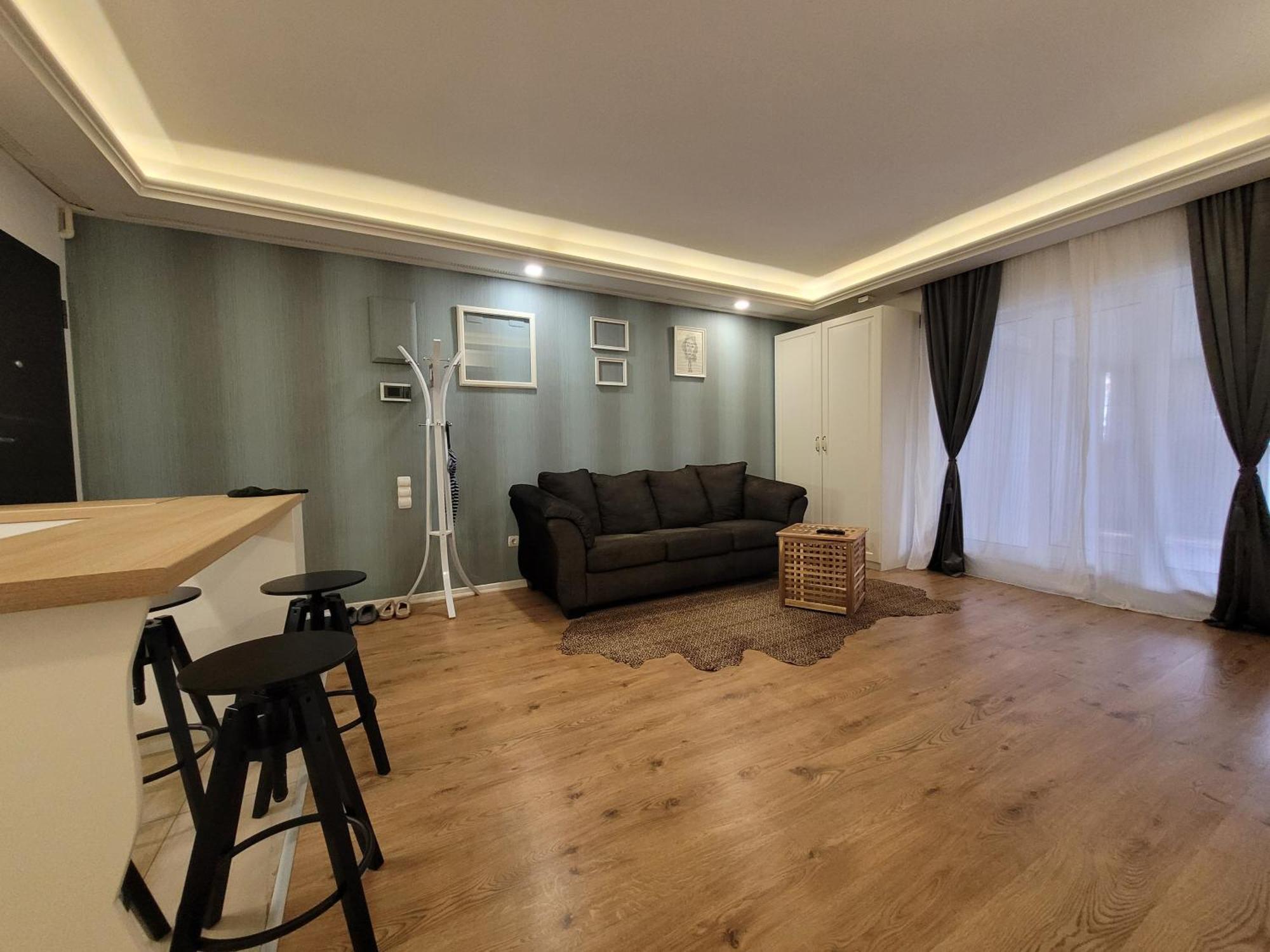 La Dolce Vita Apartment Stefanestii de Jos Esterno foto