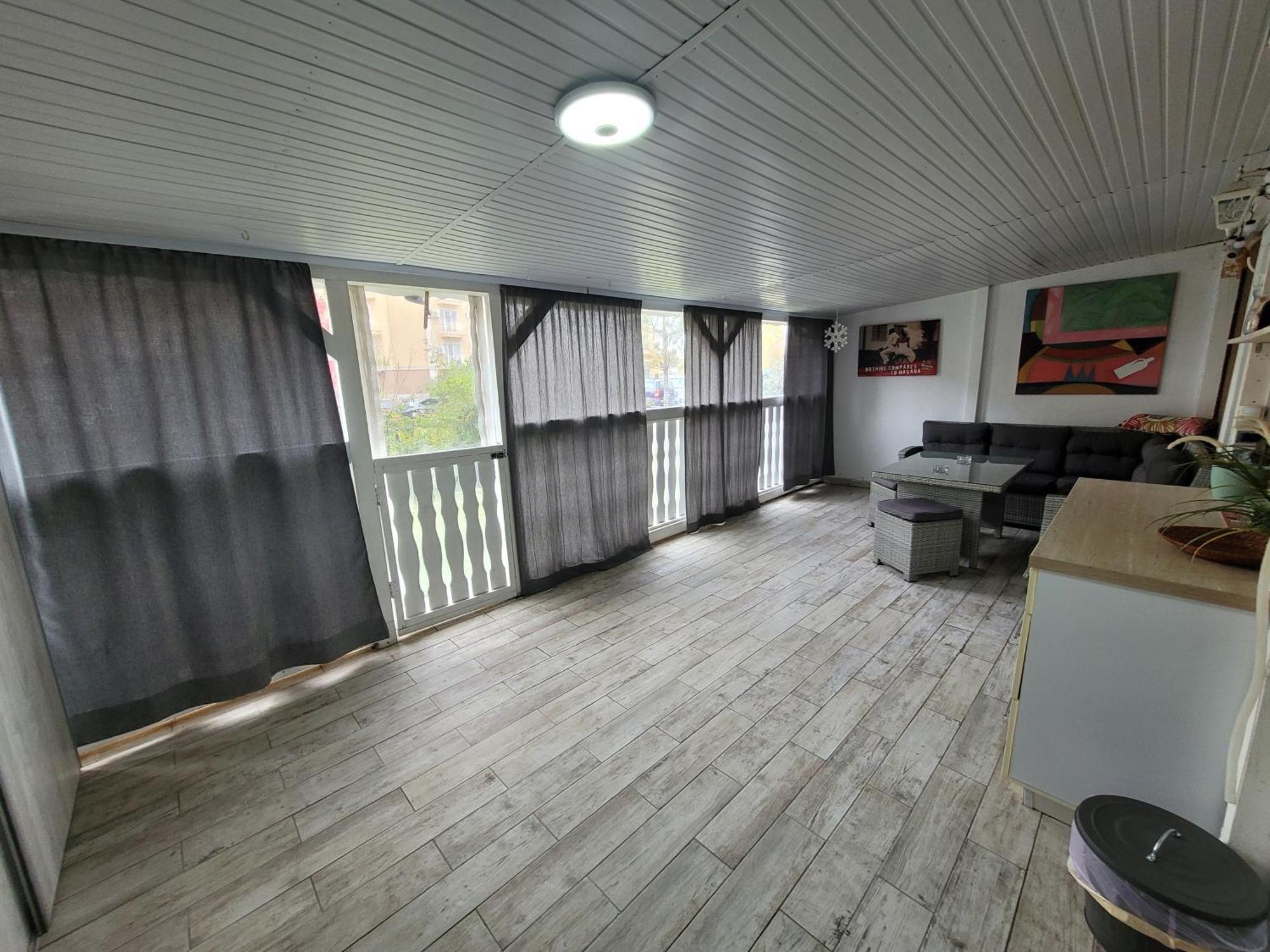La Dolce Vita Apartment Stefanestii de Jos Esterno foto